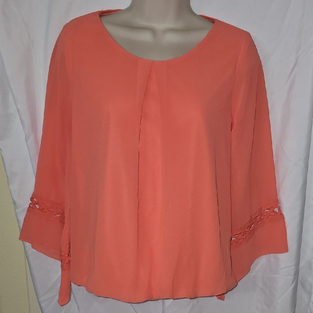 Chic Women's Coral Blouse with Lace Accents
